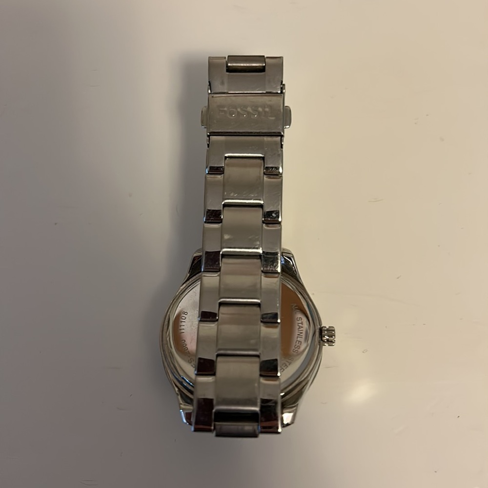 Fossil Watch - Picture 3 of 3
